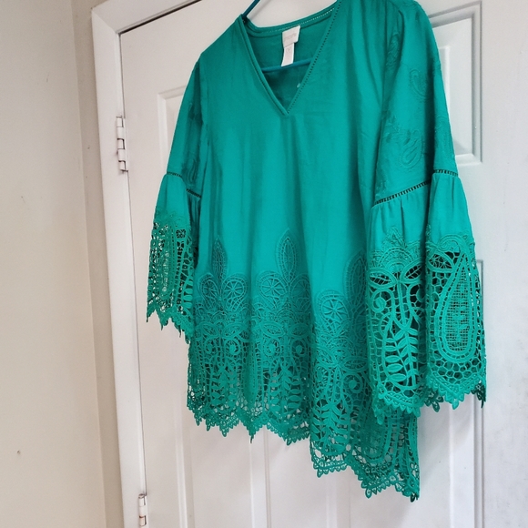 Blouse - Picture 2 of 4